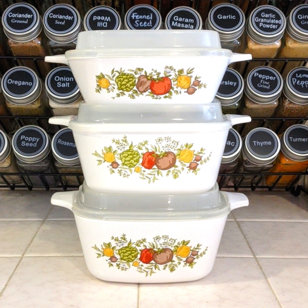 Vintage Petite Casserole Spice of Life with Lids